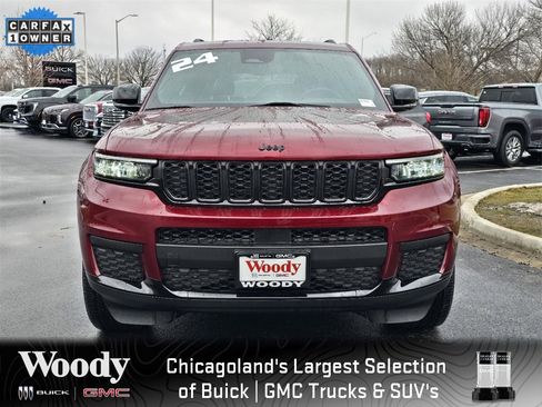 Used 2024 Jeep Grand Cherokee L Laredo image 3