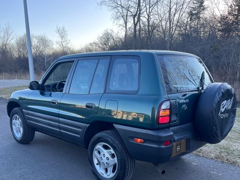 Used 1999 Toyota RAV4 image 18