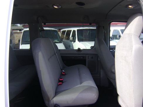 Used 2014 Ford E-350 and Econoline 350 XL image 7