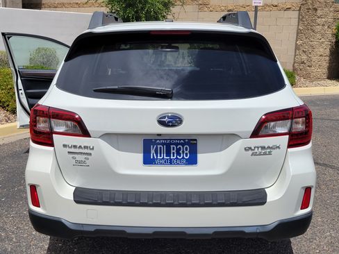 Used 2015 Subaru Outback 2.5i Limited image 9