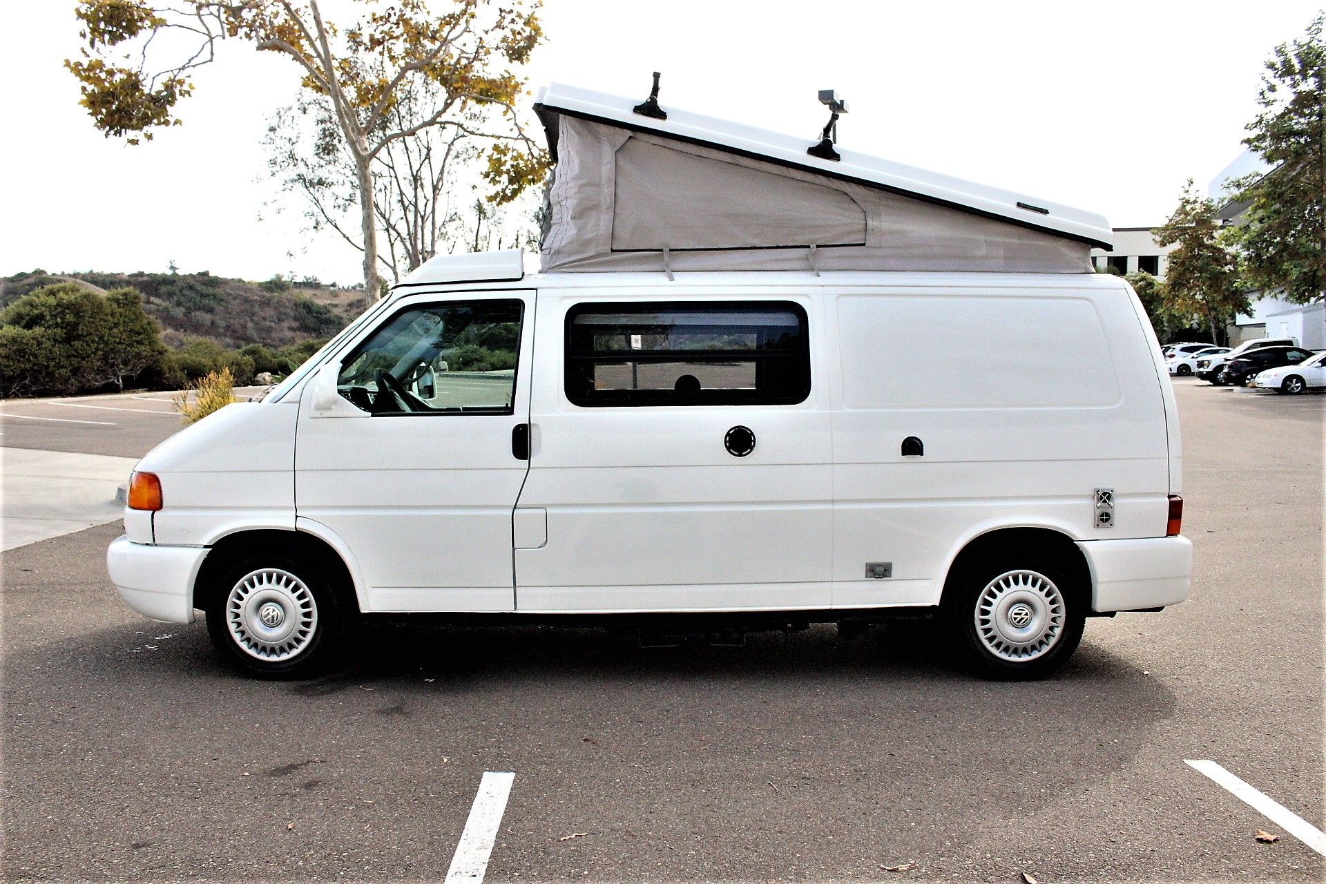 Used 1997 Volkswagen Eurovan Camper FWD image 4