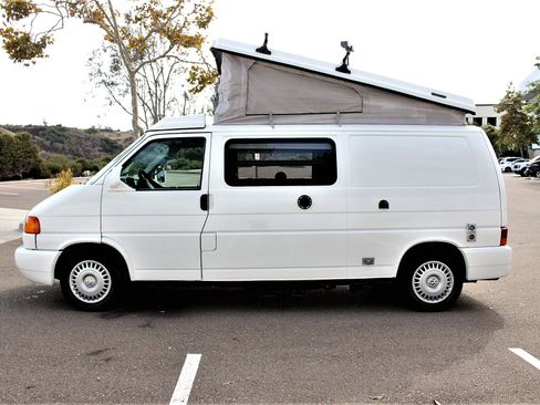 Used 1997 Volkswagen Eurovan Camper FWD image 4