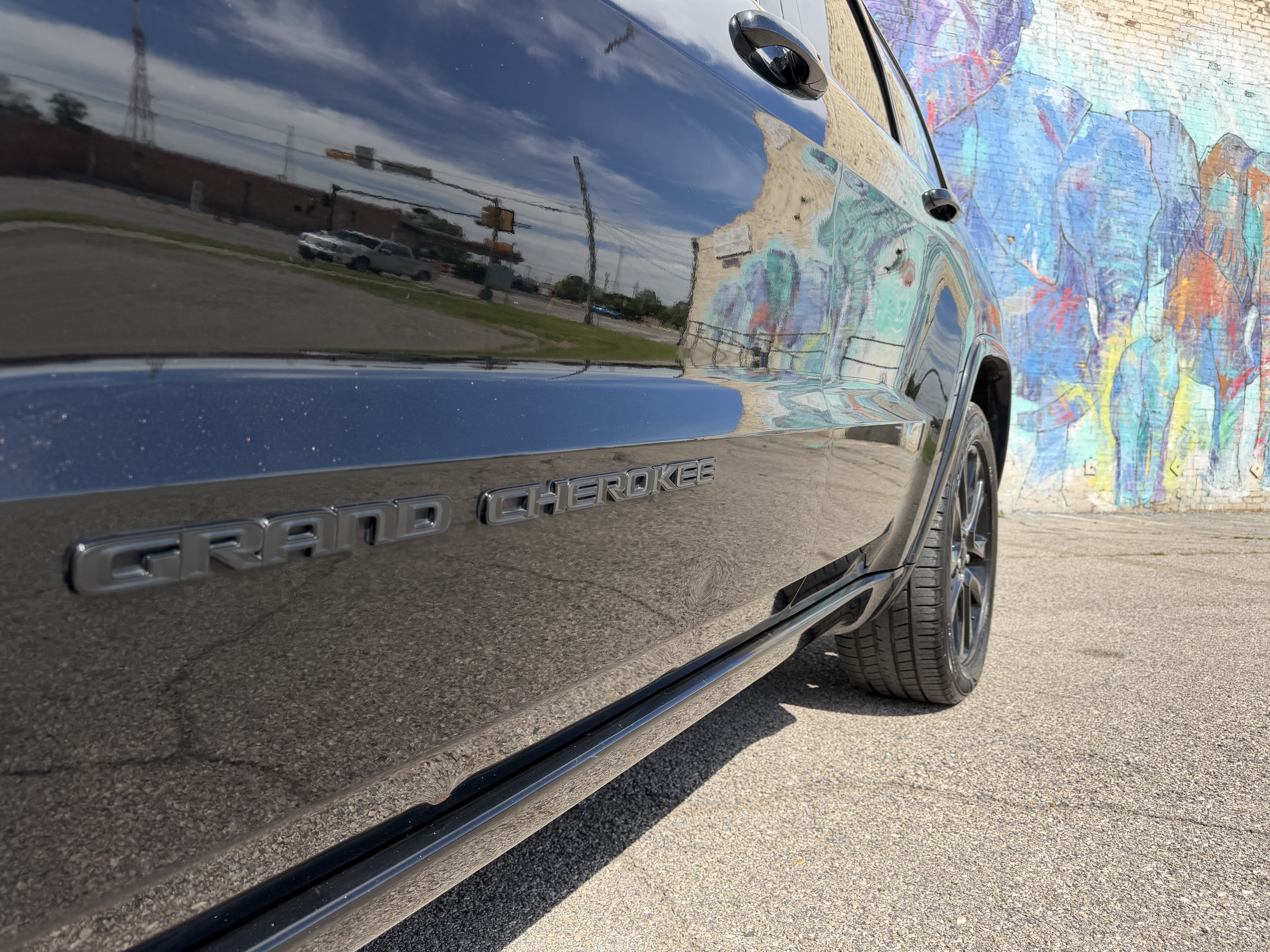 Used 2018 Jeep Grand Cherokee 2WD Laredo image 14