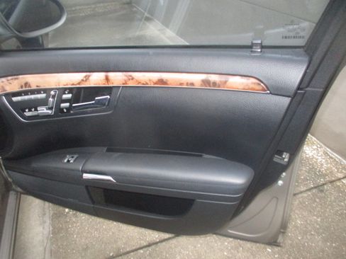 Used 2007 Mercedes-Benz S 550 image 19