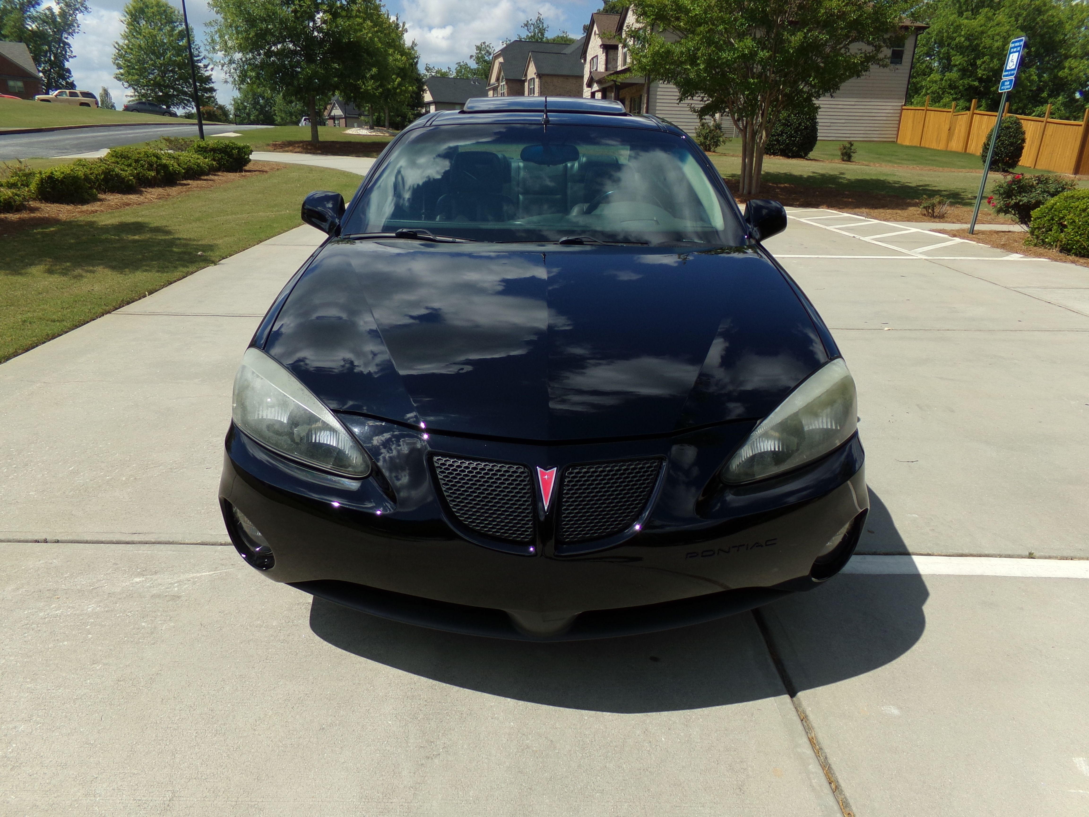 Used 2004 Pontiac Grand Prix GTP FWD image 8