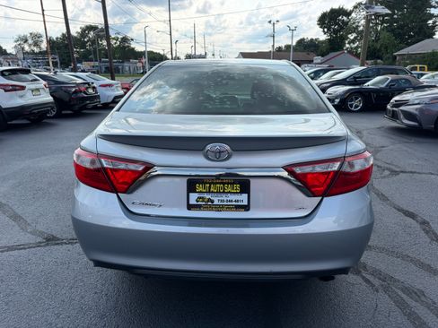 Used 2015 Toyota Camry SE Sedan FWD image 21