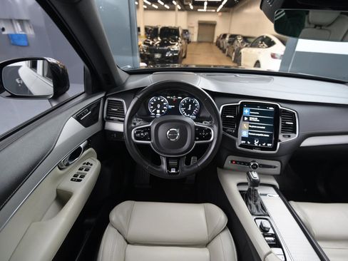 Used 2020 Volvo XC90 T6 R-Design image 25