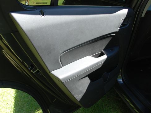 Used 2017 Chevrolet Equinox LS image 24