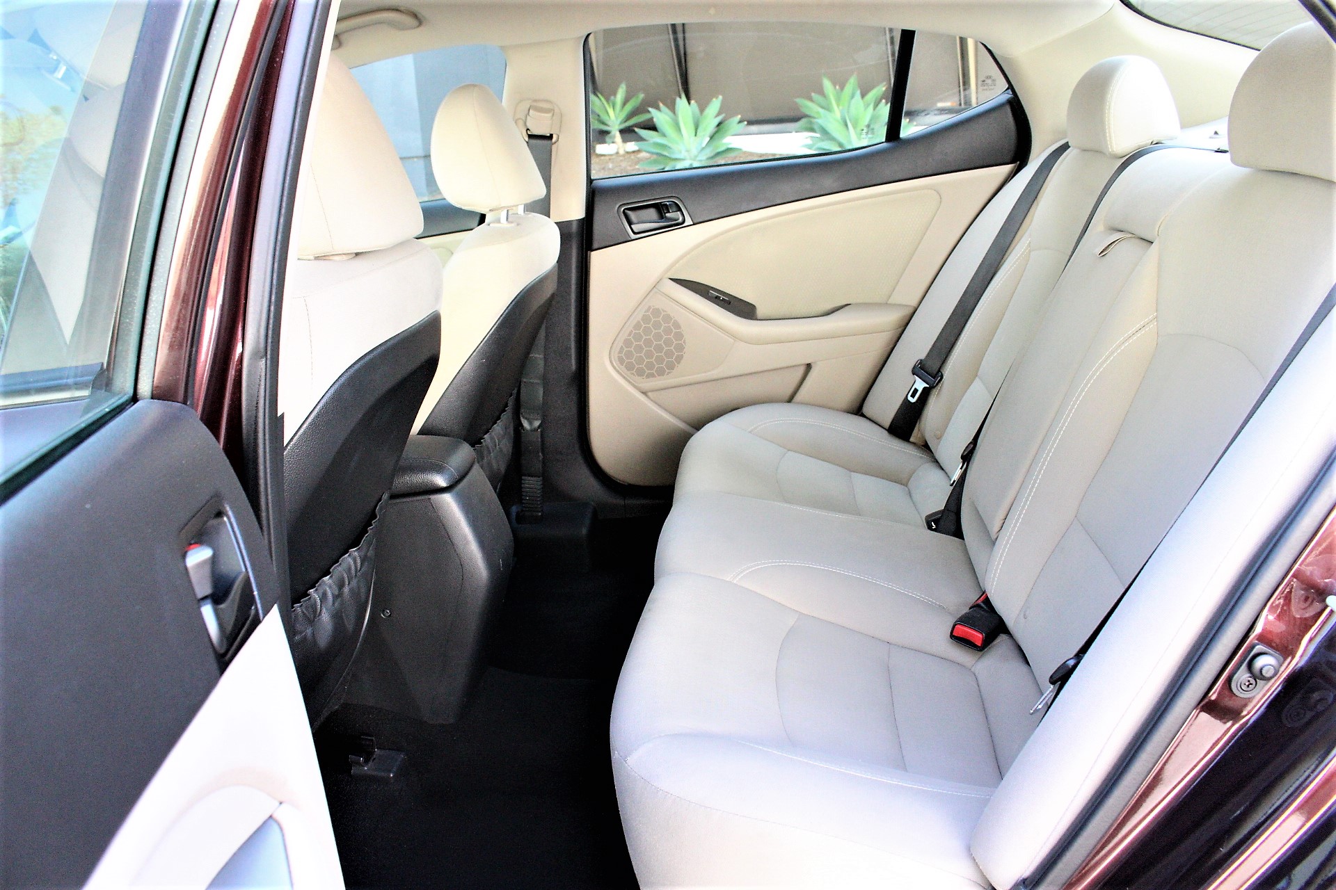 Used 2015 Kia Optima LX FWD image 14