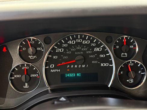 Used 2016 Chevrolet Express 3500 image 12