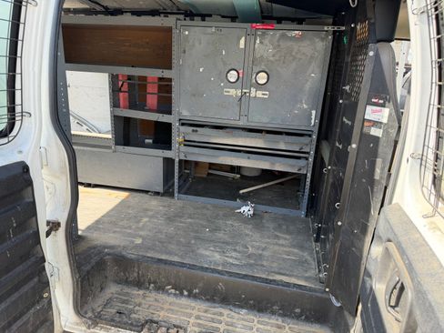 Used 2007 Chevrolet Express 2500 UNAVAIL RWD image 11