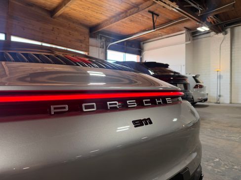 Used 2021 Porsche 911 Carrera Coupe 2D RWD image 14