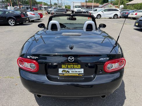 Used 2014 MAZDA MX-5 Miata Grand Touring Hard Top RWD image 21