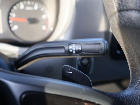 Used 2019 Mercedes-Benz Sprinter 2500 image 26