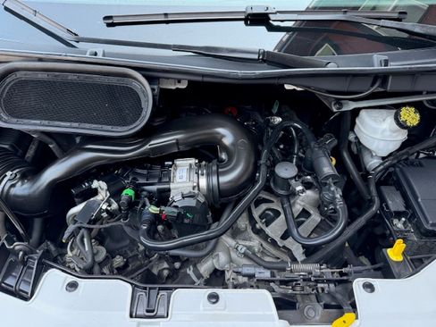 Used 2021 Ford Transit 250 image 25
