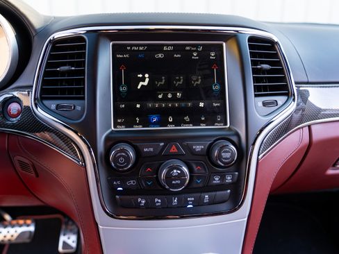 Used 2018 Jeep Grand Cherokee Trackhawk image 16