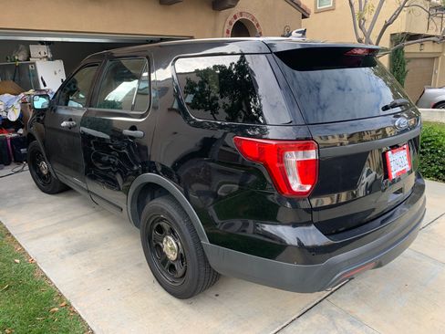 Used 2016 Ford Explorer 4WD Police Interceptor image 3