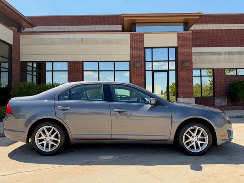 Used 2012 Ford Fusion SEL V6 FWD image 2