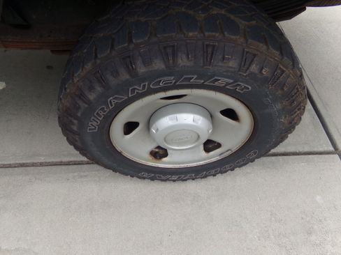 Used 2009 Ford F250 4x4 SuperCab Super Duty image 9