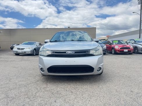 Used 2009 Ford Focus SE Coupe FWD image 13