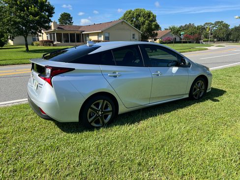 Used 2019 Toyota Prius Limited image 6
