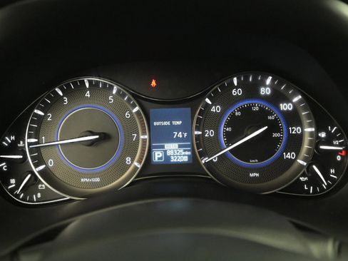 Used 2018 INFINITI QX80 image 25