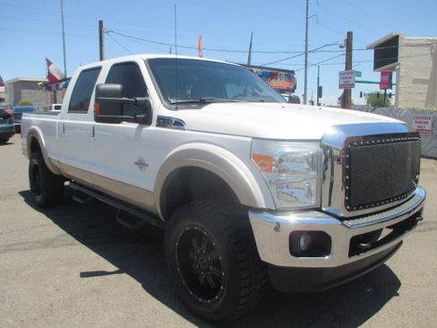 Used 2012 Ford F350 4x4 Crew Cab Super Duty image 5