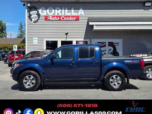 Used 2011 Nissan Frontier 4x4 Crew Cab PRO-4X image 4