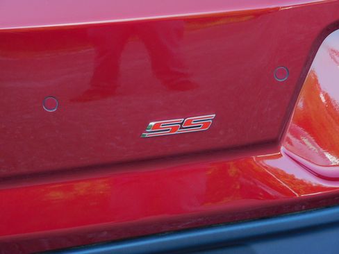 Used 2022 Chevrolet Camaro SS Coupe w/ 2SS RWD image 15