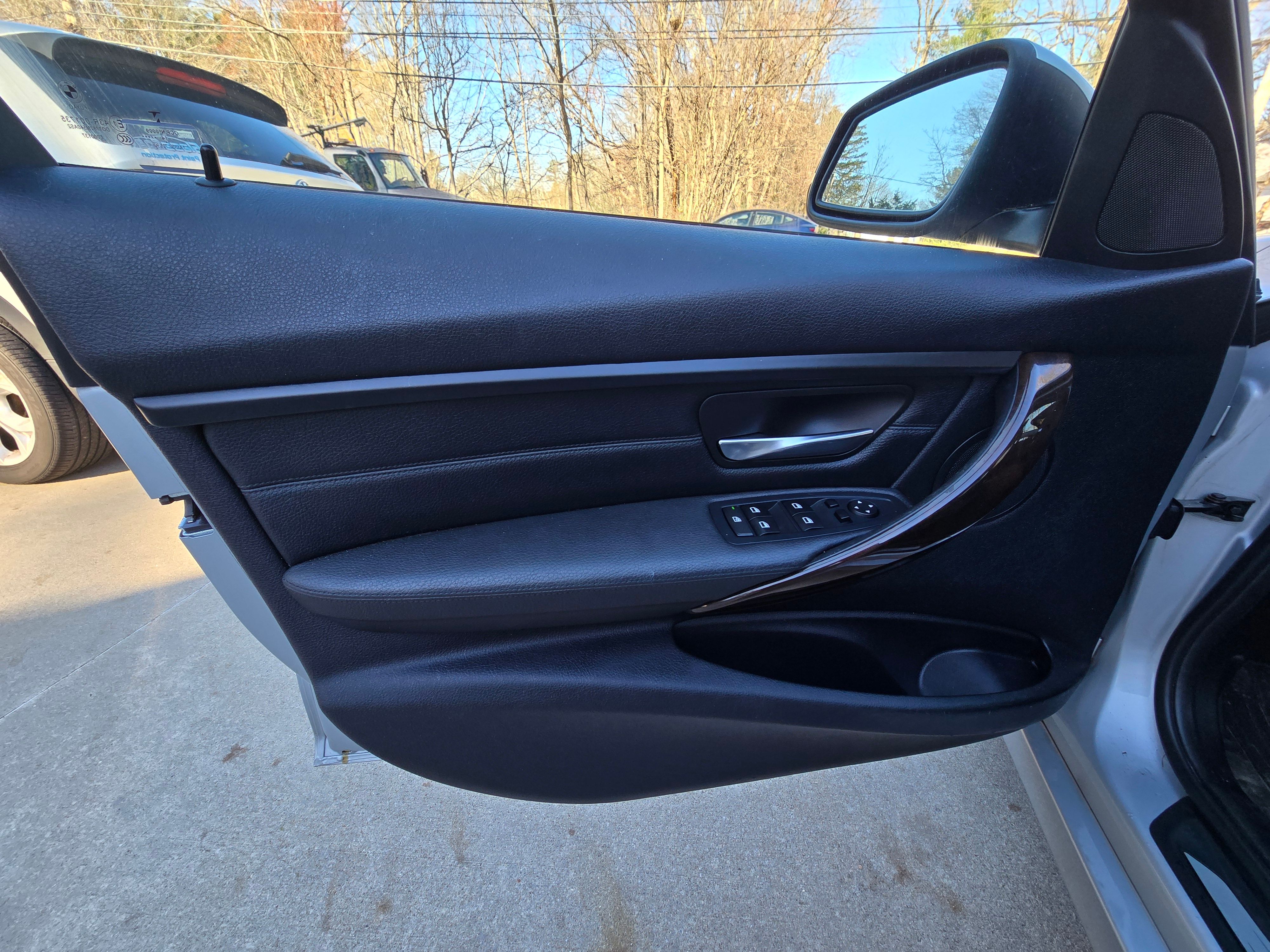 Used 2015 BMW 328d xDrive AWD/4WD image 5