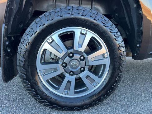 Used 2018 Toyota Tundra 1794 Edition image 9