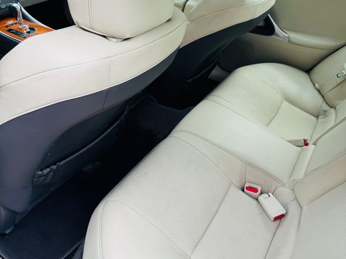 Used 2009 Lexus IS 250 AWD image 10