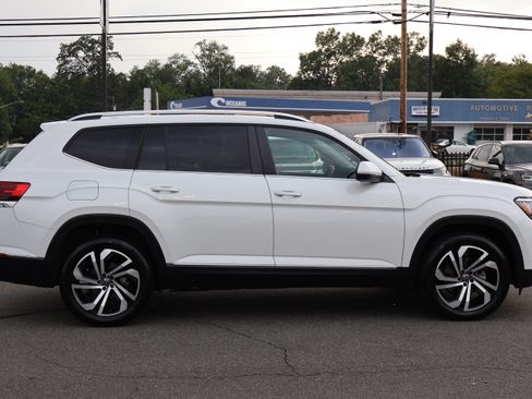 Used 2023 Volkswagen Atlas SEL image 9