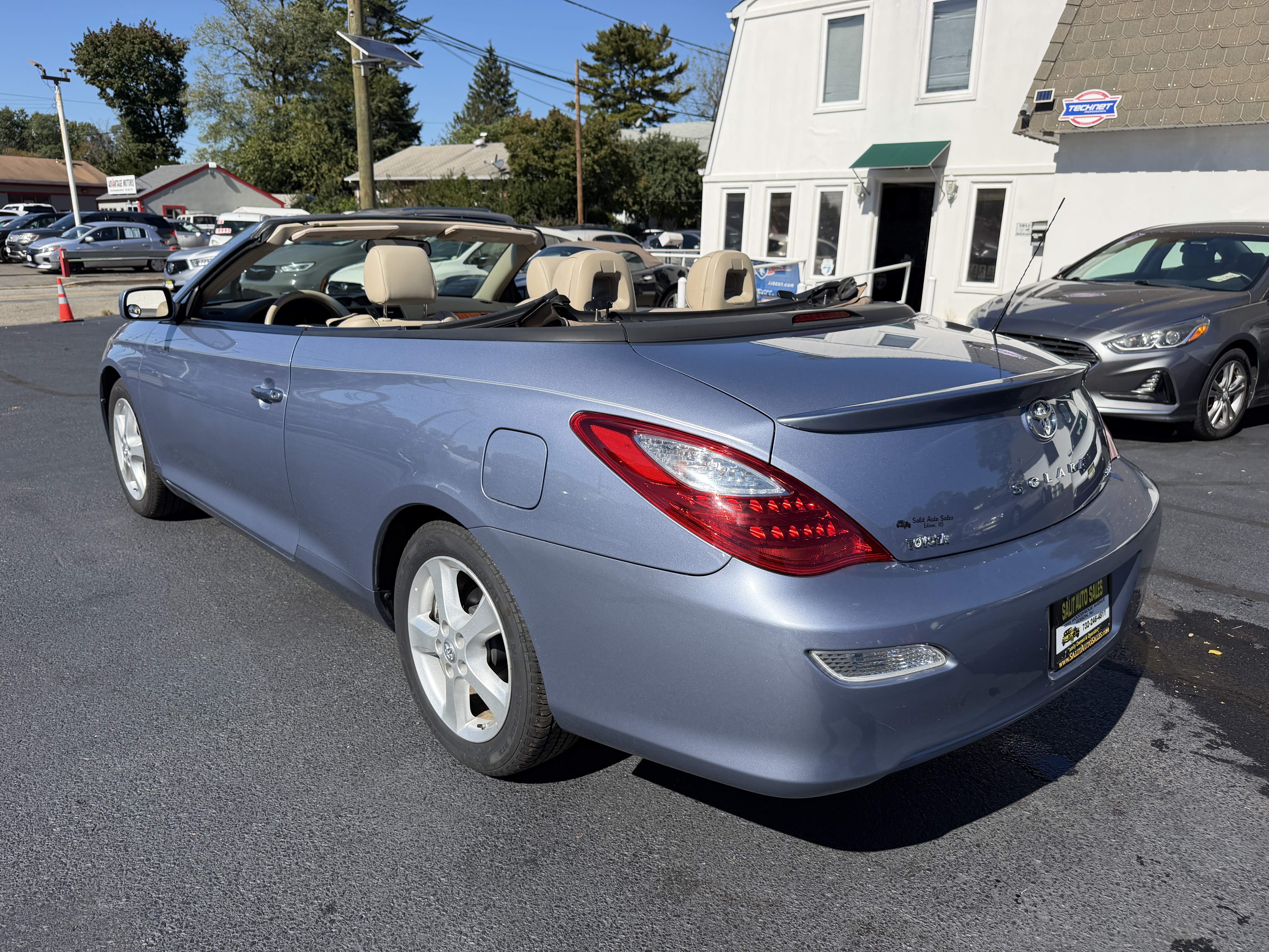 Used 2008 Toyota Solara SLE Convertible FWD image 26