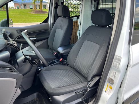 Used 2020 Ford Transit Connect XLT FWD image 11