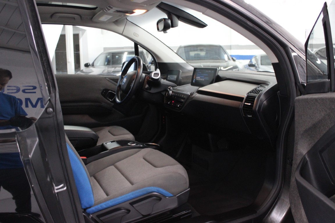 Used 2017 BMW i3 w/ Range Extender RWD image 27