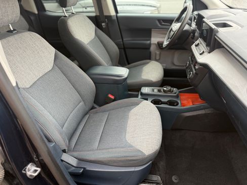 Used 2022 Ford Maverick XLT image 8