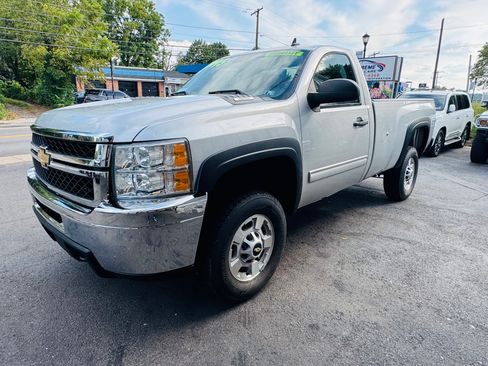Used 2013 Chevrolet Silverado 2500 LT image 1