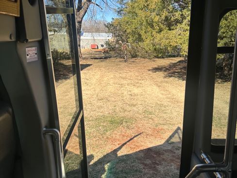 Used 2002 Chevrolet Express 3500 LS image 13