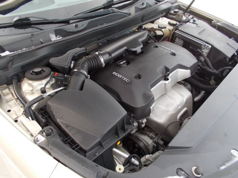 Used 2015 Chevrolet Impala LT image 19