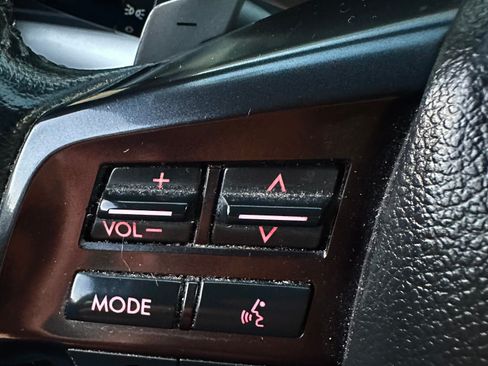 Used 2013 Subaru Impreza 2.0i Sport Premium image 30