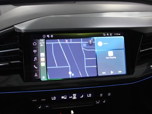 Used 2024 Audi Q4 e-tron Premium Plus image 23