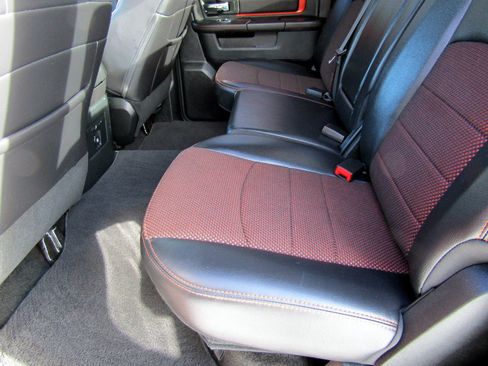 Used 2017 RAM 1500 Sport image 17