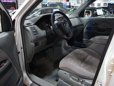 Used 2005 Honda Pilot EX image 15