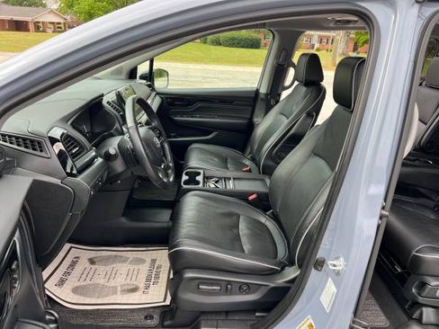Used 2023 Honda Odyssey Elite image 13