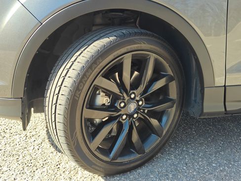 Used 2018 Ford Escape SE image 19