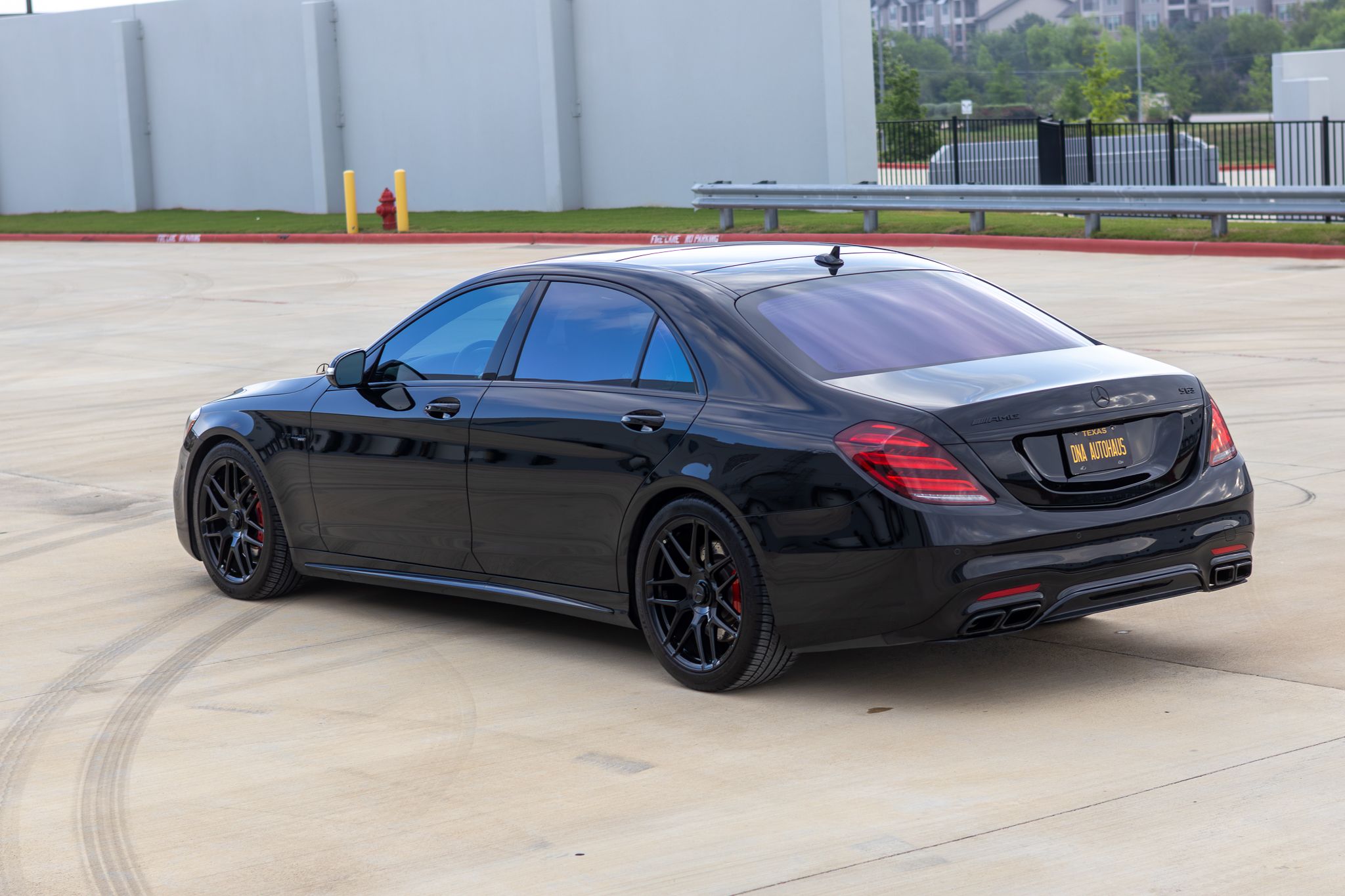Used 2020 Mercedes-Benz S 63 AMG 4MATIC Sedan image 11