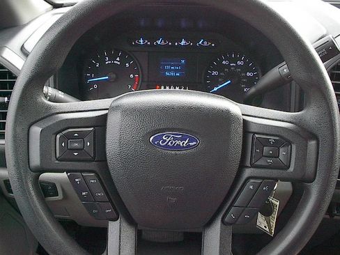 Used 2022 Ford F250 XL image 18