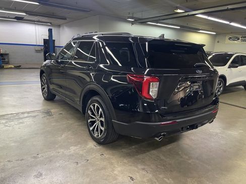 Certified 2022 Ford Explorer ST-Line image 5