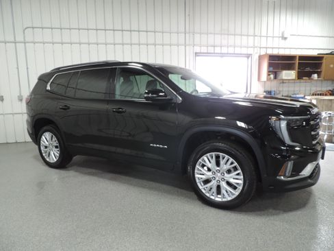 Used 2025 GMC Acadia Elevation image 12